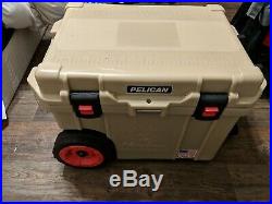 Chest Cooler 45 Qt. Built-in Drain Plug 2-Molded Trolley Handle Built-in Wheels