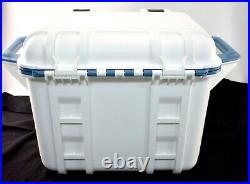 GENUINE OTTERBOX Venture Cooler Hudson 25 Quart Blue/White 481PY