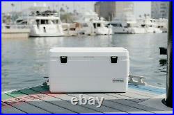 IGLOO 94-Quart Marine Ultra Durable Hard Sided Ice Chest Cooler-WHITE