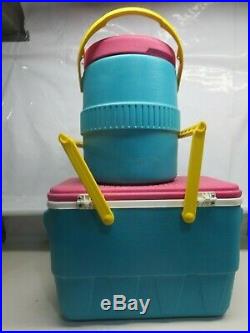 Igloo Barrel of Fun 2 Gal Dispenser Drink Cooler & Picnic Basket Teal Pink 90s