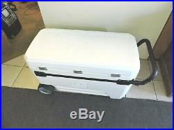 Igloo Glide PRO Cooler (110-Quart, White) 45184 QUICK SHIPPING USED 1 TIME MINT