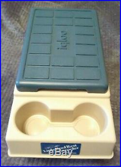 Igloo Little Kool Rest Car Cooler (Navy Blue/ Off White) Vintage Cooler