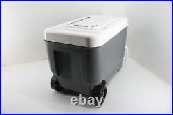 Igloo VERSATEMP 35 Thermoelectric Iceless Electric 12V Cooler 35 Qt Roller