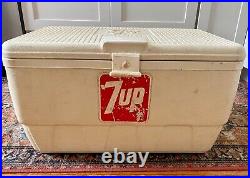 Large Vintage TTI Igloo Promotional 7Up Logo Hard Cooler Box Ice Chest 60s 1960s