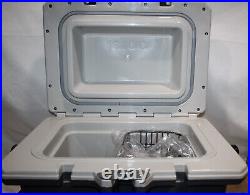 NEW Igloo 50367 Heavy-Duty IMX Gray 24 qt Cooler
