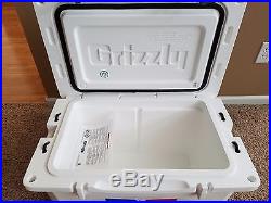 New! Grizzly 40 Quart White Cooler Bud Light/Budweiser