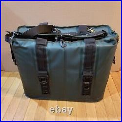 New Hiker 40 Cans Insulated Cooler Hunter Green Tote Bag