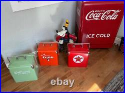 Officially Licensed & Embossed Texaco Cooler by American Retro. Now Retired