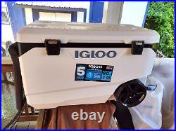 Original All White Igloo Max Cold 90 Qt. Roller Type Cooler