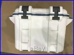 OtterBox Venture 25 Quart Cooler Ice Chest Hudson FREE Shipping READ