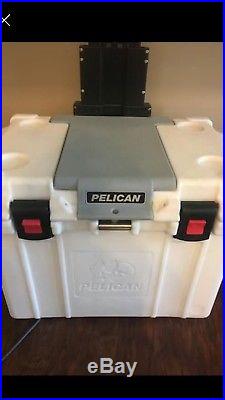 Pelican Cooler excellent condition Tailgate 55qt Ice Chest