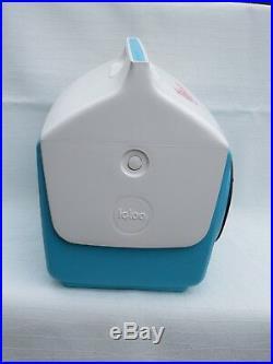 RARE VTG IGLOO PLAYMATE Cooler with SPEAKERS The Warp Only Winston Has It