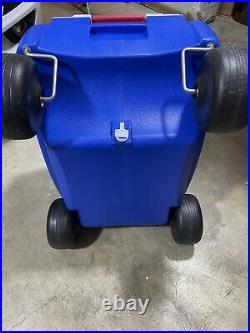 Rubbermaid Gatorade Cooler Wagon 4 Wheels Picnic Buggy Ice Chest 48 Quart Blue