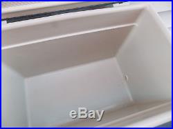 Vintage Coleman Steel Belted 54qt Cooler Ice Chest VERY NICE