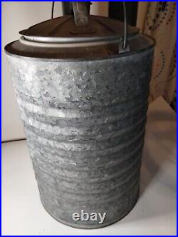 Vtg IGLOO Galvanized Metal Industrial 3 Gallon Cooler Water Dispenser Jug USA